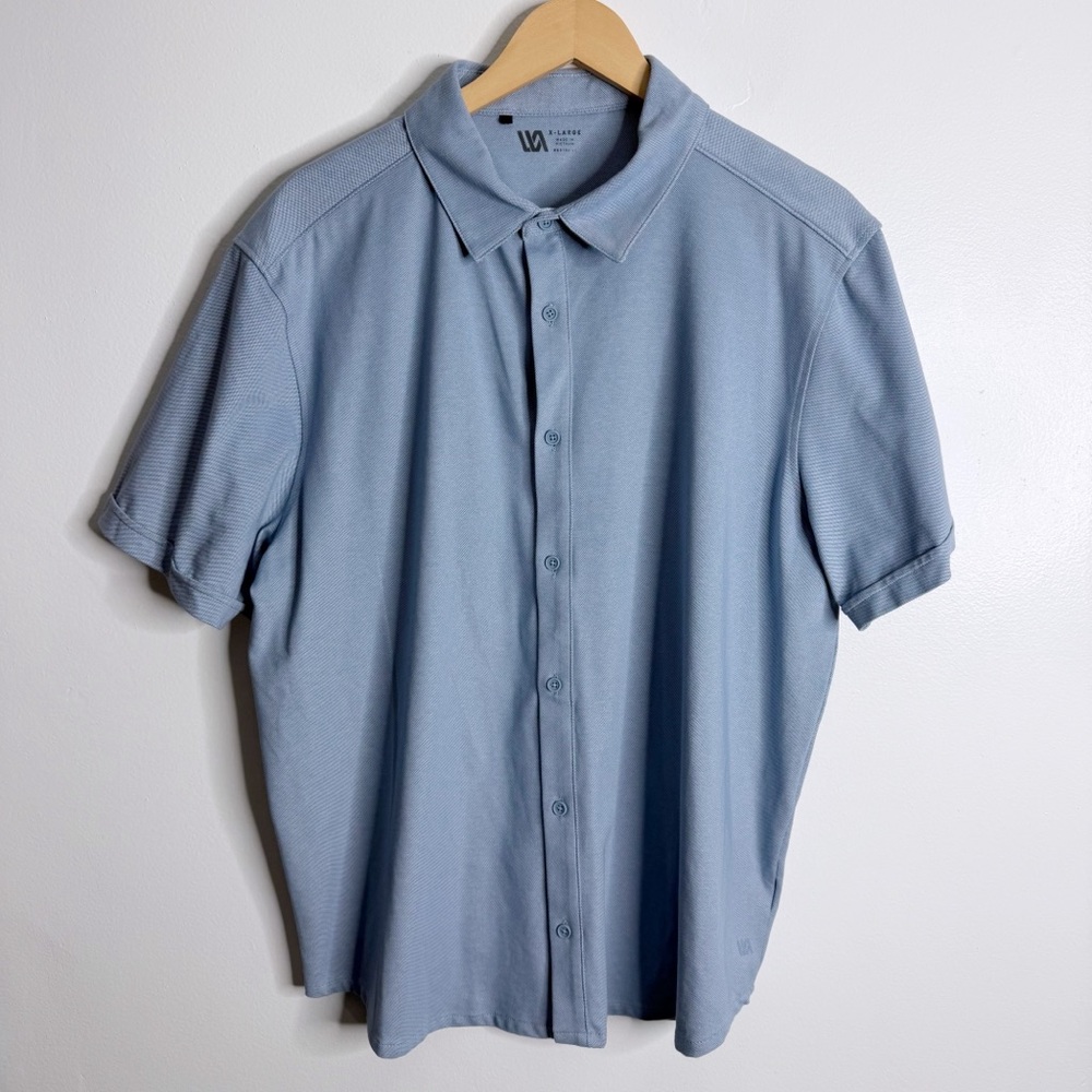 NWOT VRST Blue Short Sleeve Refined Knit Button Front Shirt XL Resortwear Casual